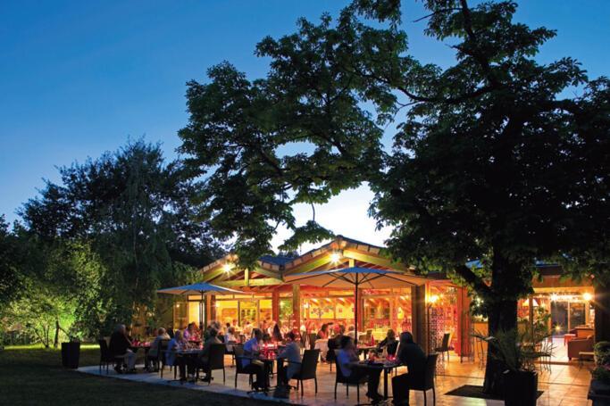 Hotel Poste Et Champanne ブリウド エクステリア 写真